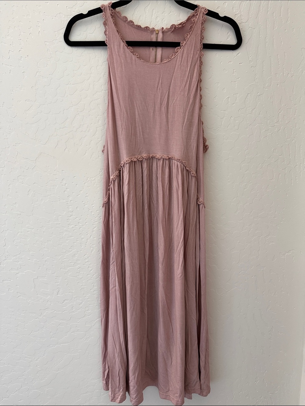 💗 POL Mauve Lace-Trim Dress - Large